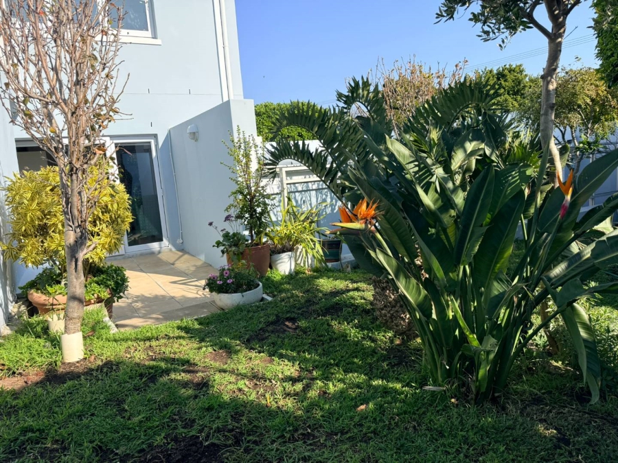 1 Bedroom Property for Sale in Penzance Estate Western Cape